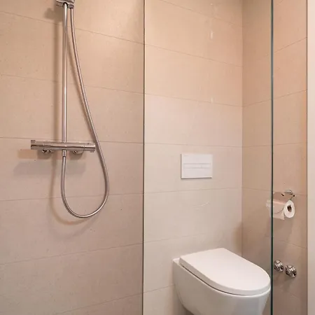 Apartman Cosmopolitan By Belmont Realty